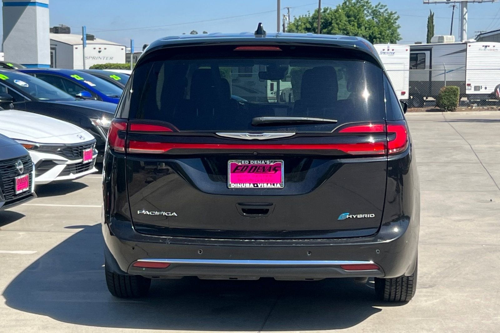 2024 Chrysler Pacifica Hybrid Select