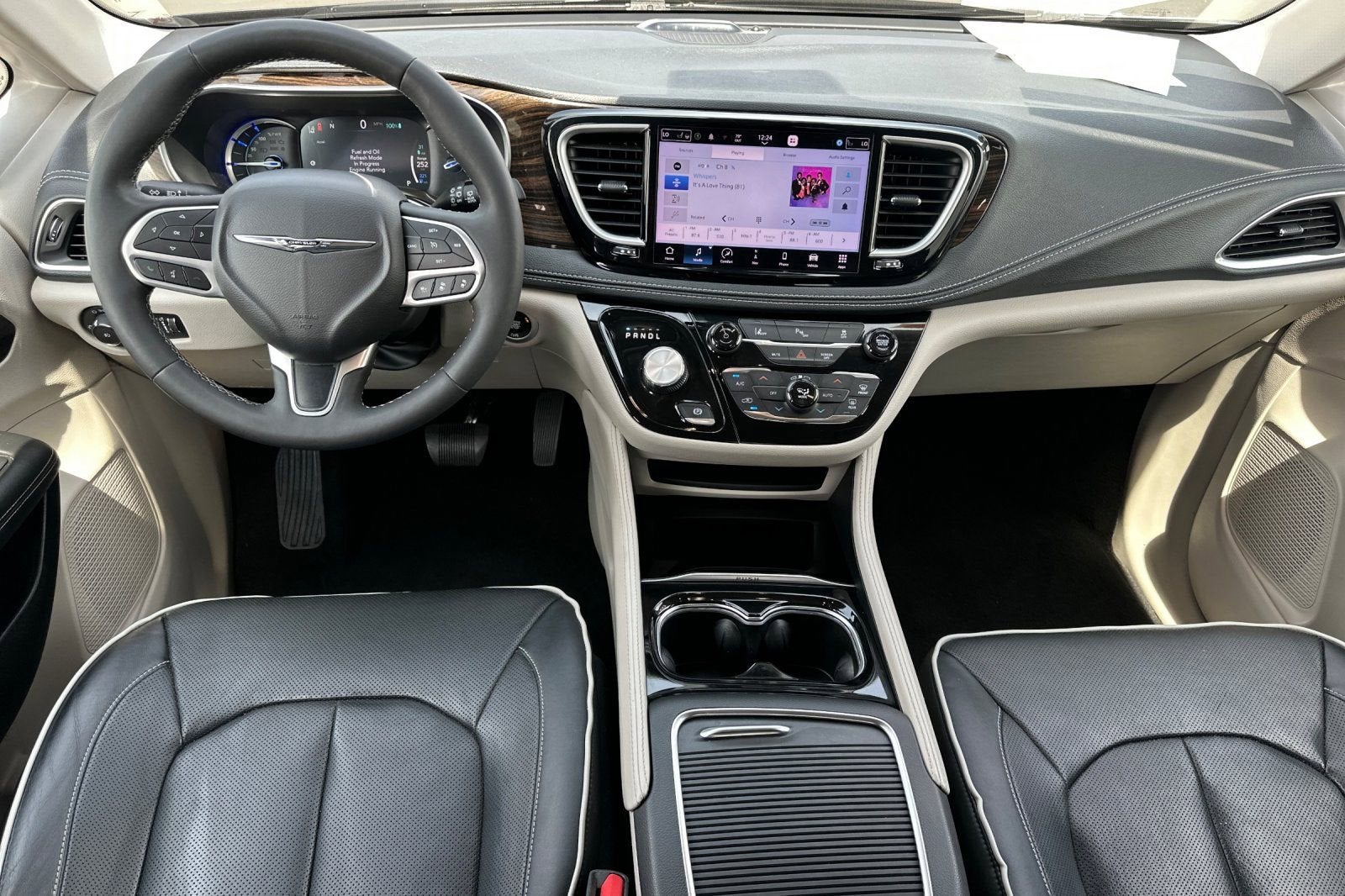 2023 Chrysler Pacifica Hybrid Limited
