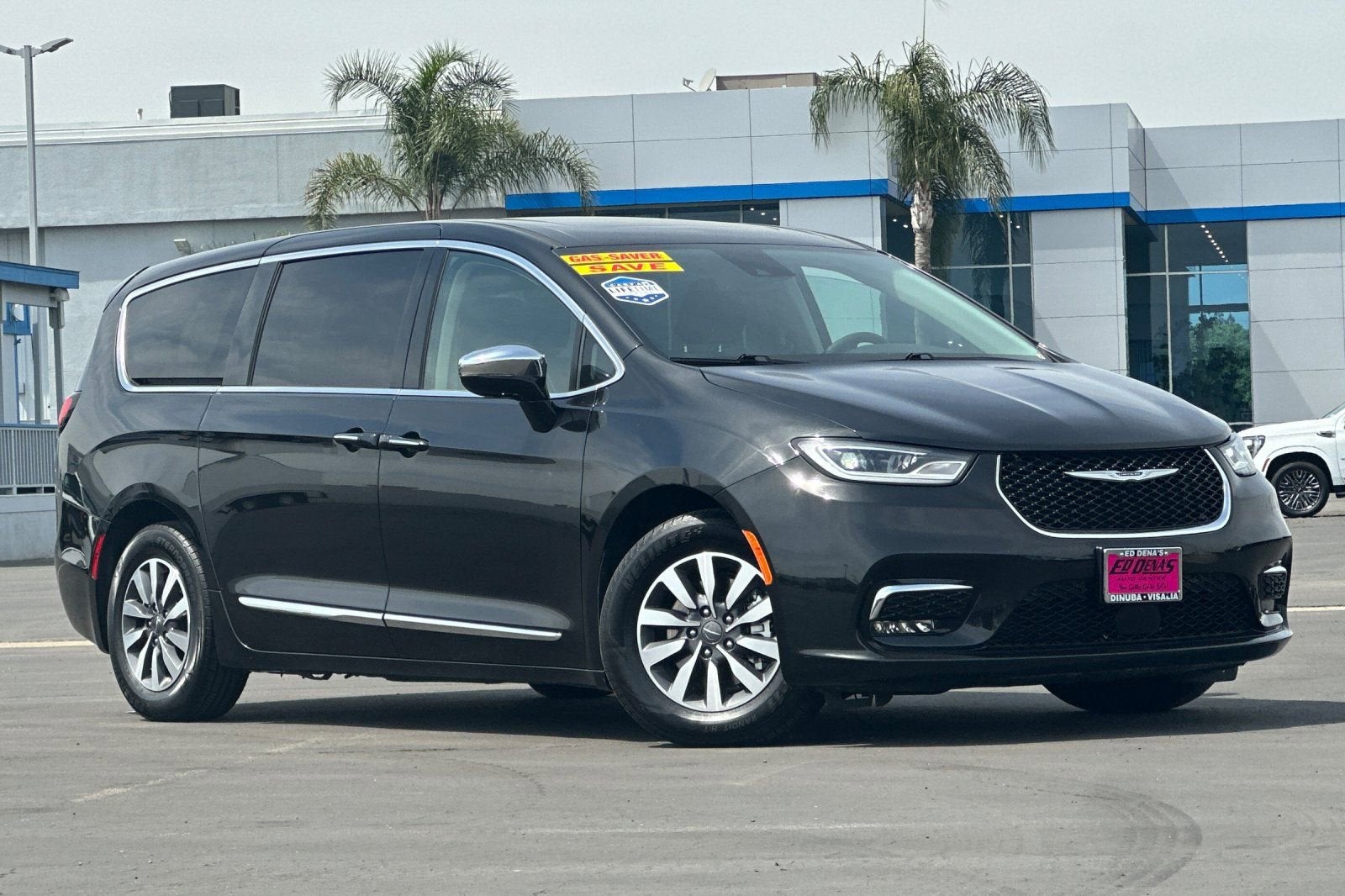 2023 Chrysler Pacifica Hybrid Limited