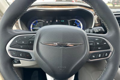 2023 Chrysler Pacifica Hybrid Limited