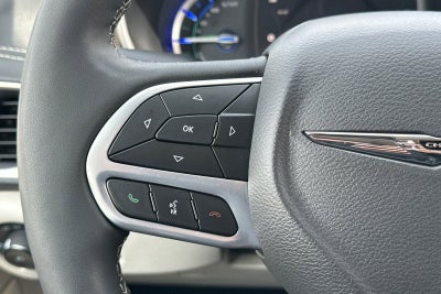 2023 Chrysler Pacifica Hybrid Limited