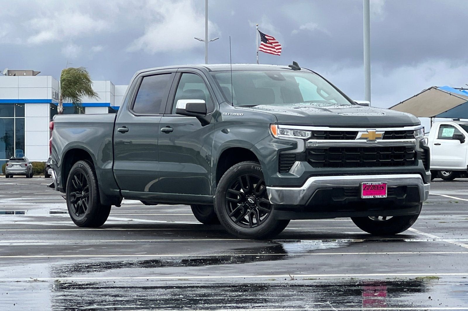 2025 Chevrolet Silverado 1500 LT