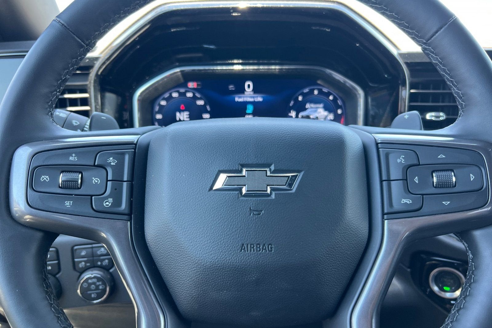 2025 Chevrolet Silverado 1500 ZR2