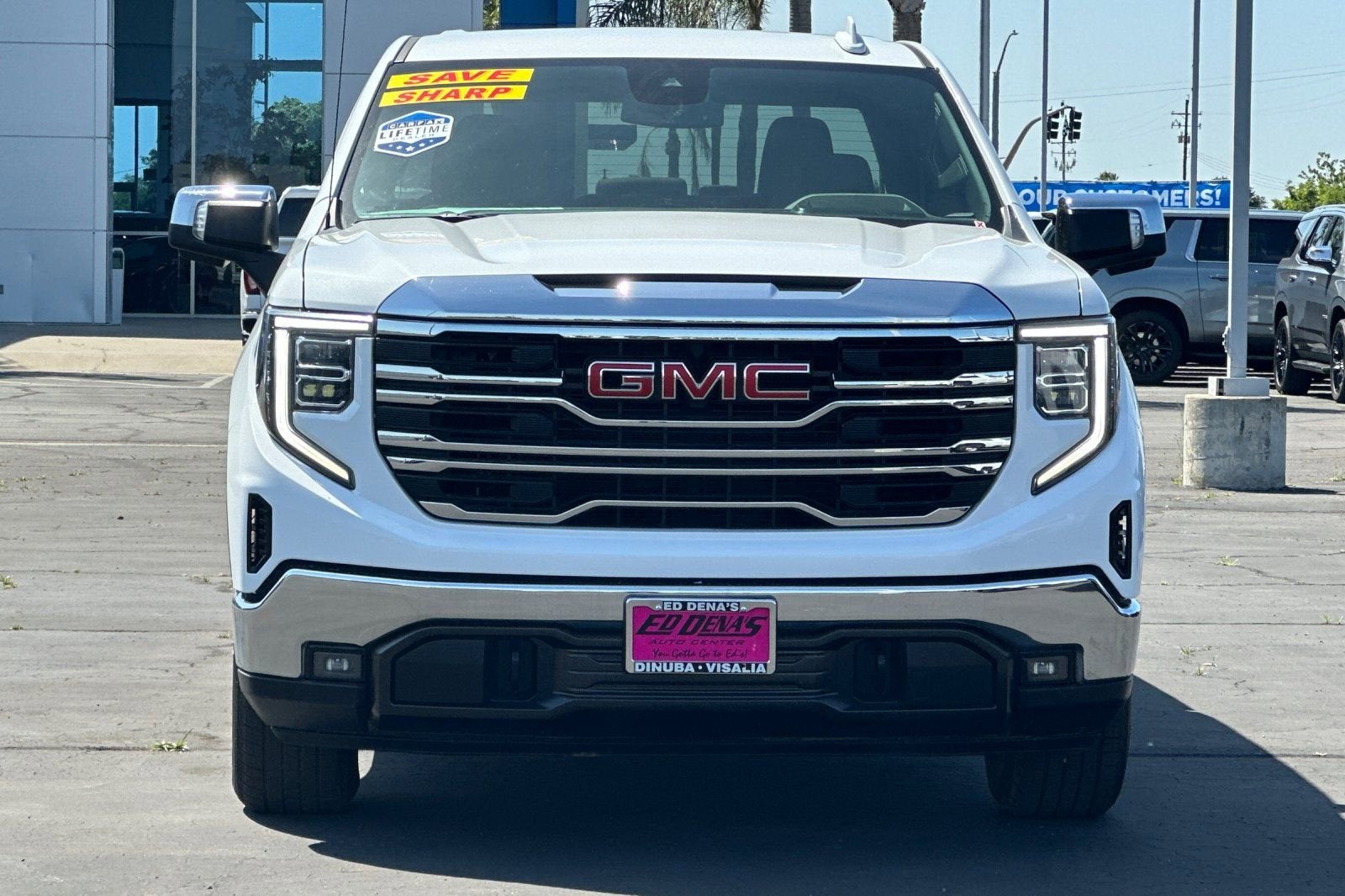 2024 GMC Sierra 1500 SLT