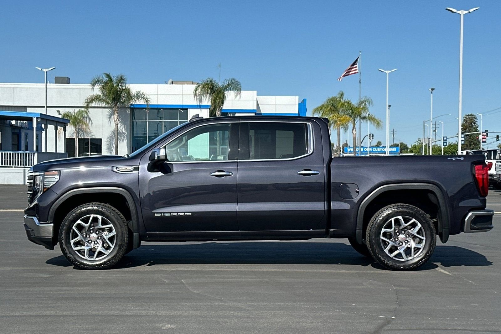 2022 GMC Sierra 1500 SLT