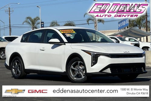 2025 Kia K4 LXS