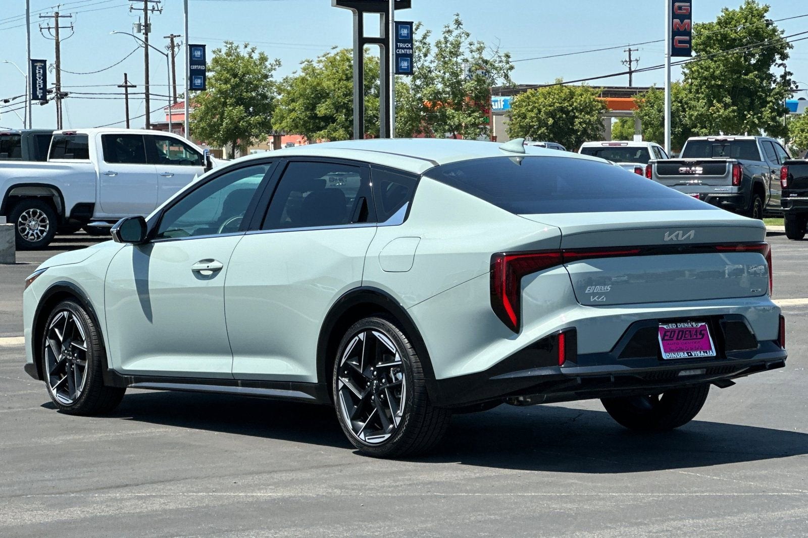 2025 Kia K4 GT-Line