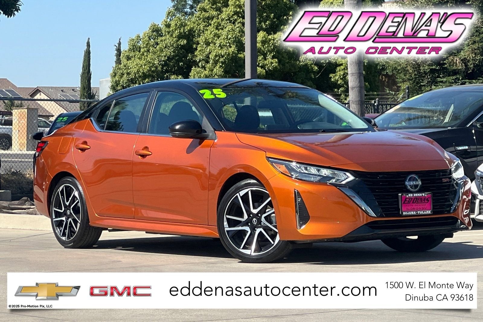 2025 Nissan Sentra SR CVT's photo