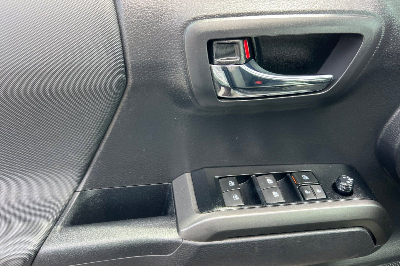 2023 Toyota Tacoma 2WD SR5