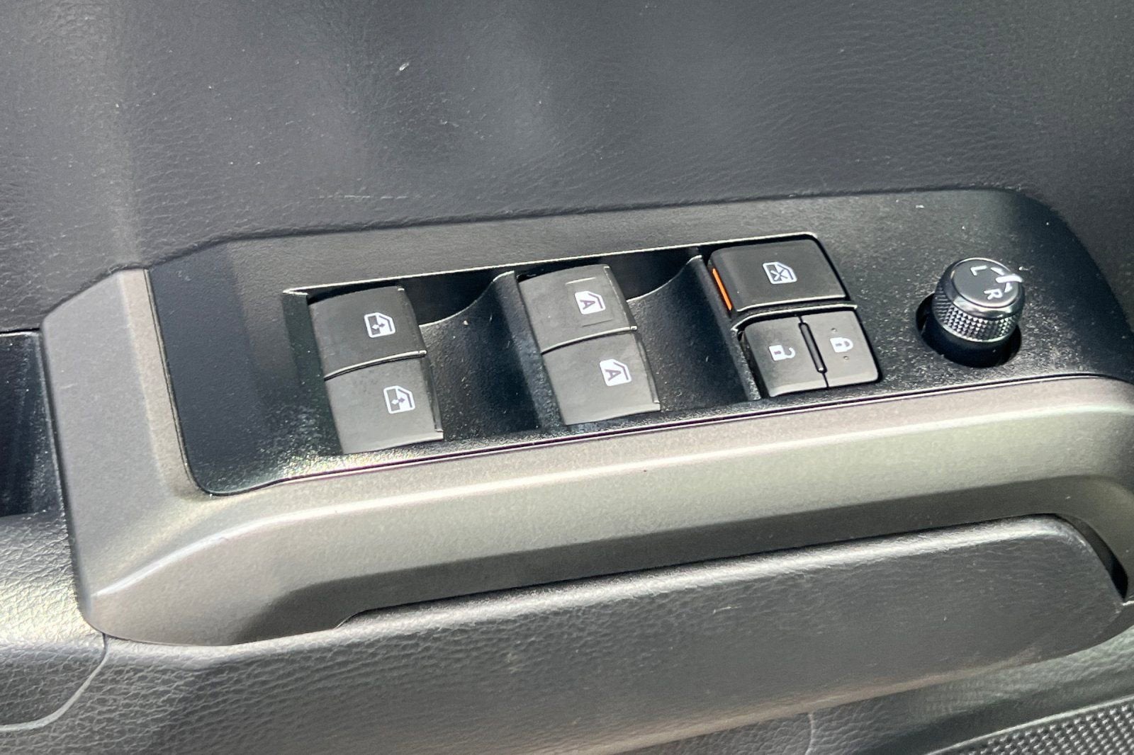 2023 Toyota Tacoma 2WD SR5