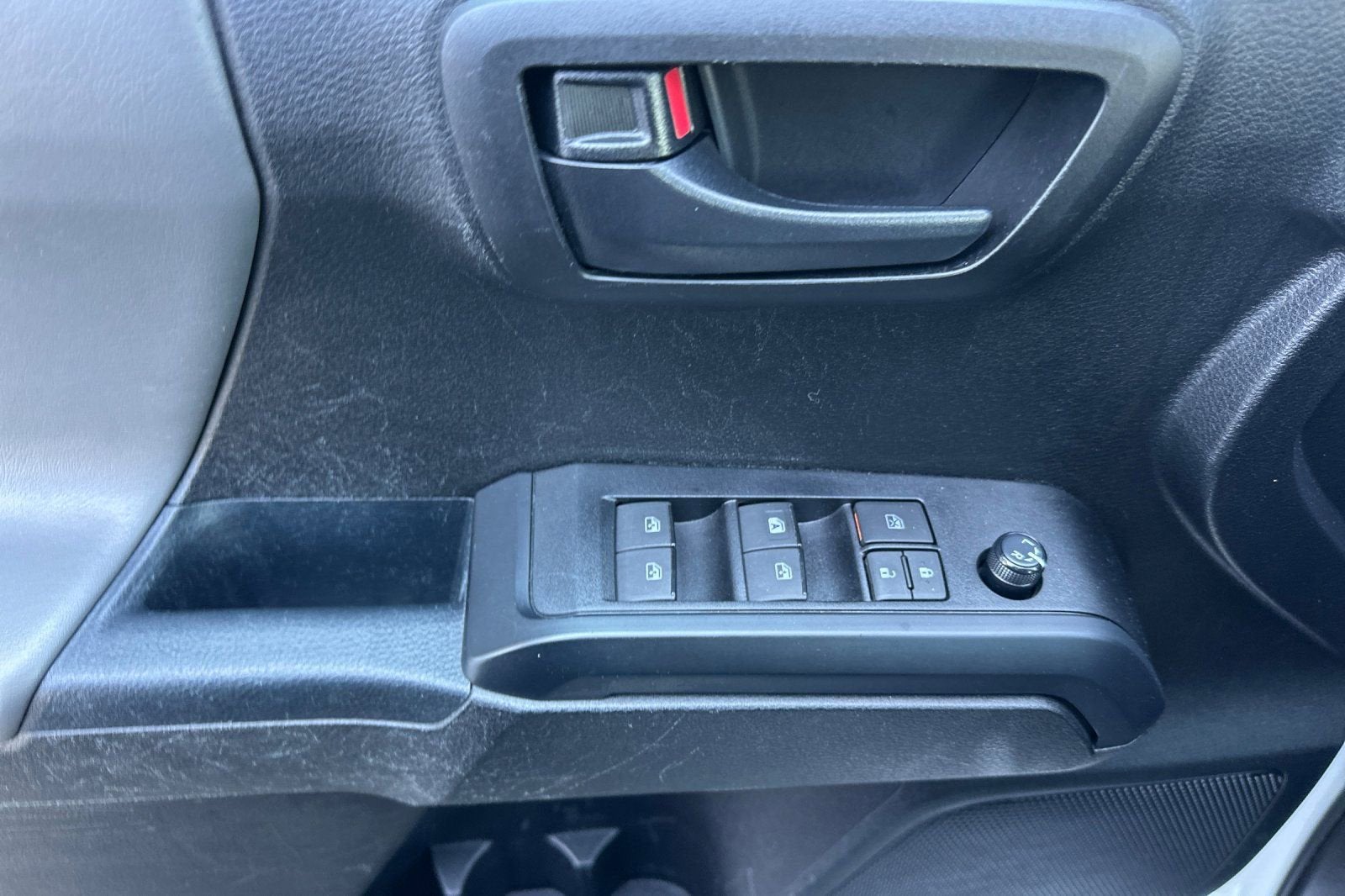 2021 Toyota Tacoma 2WD SR