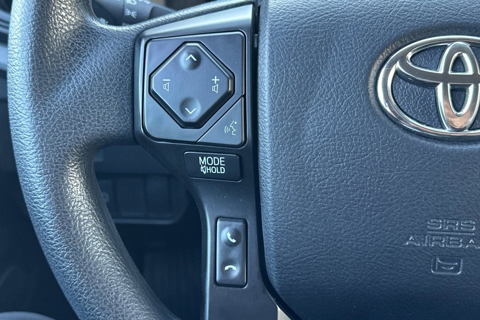 2022 Toyota Tacoma 2WD SR