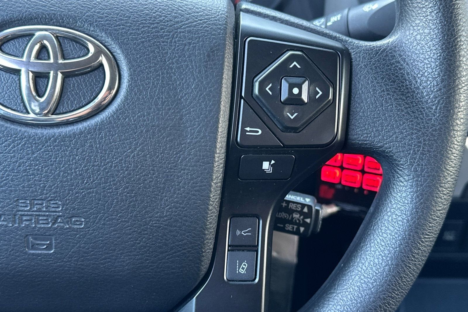 2022 Toyota Tacoma 2WD SR