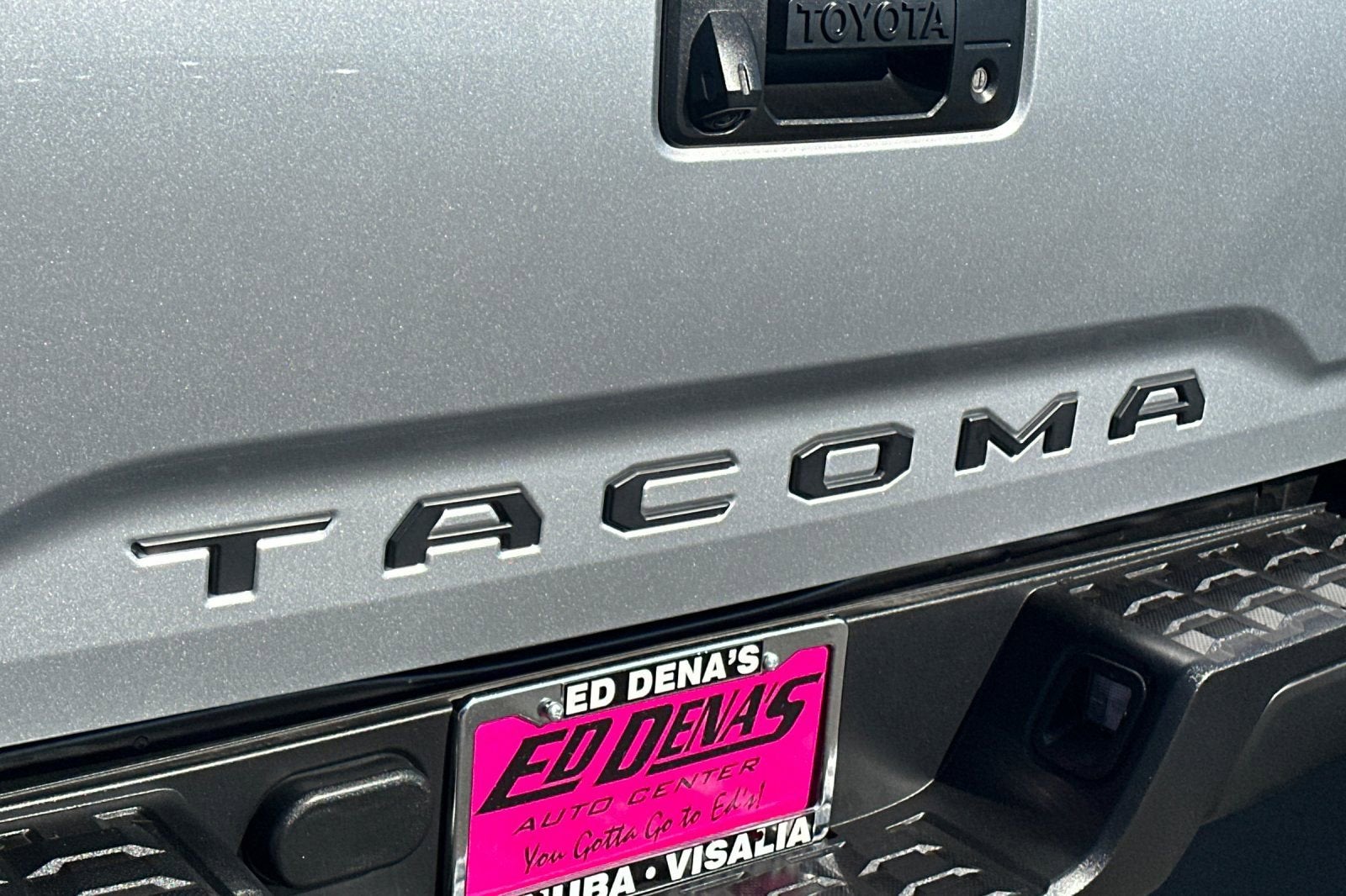 2022 Toyota Tacoma 2WD SR