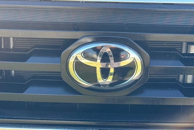 2022 Toyota Tacoma 2WD SR