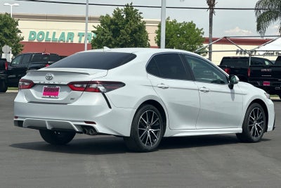 2024 Toyota Camry SE