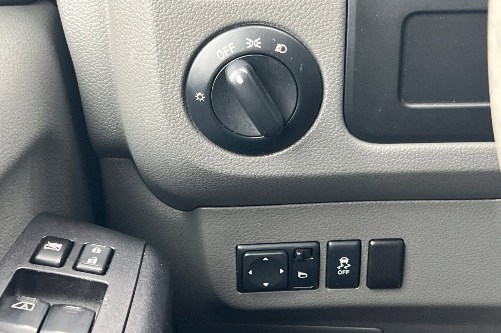 2018 Nissan NV Passenger NV3500 HD S