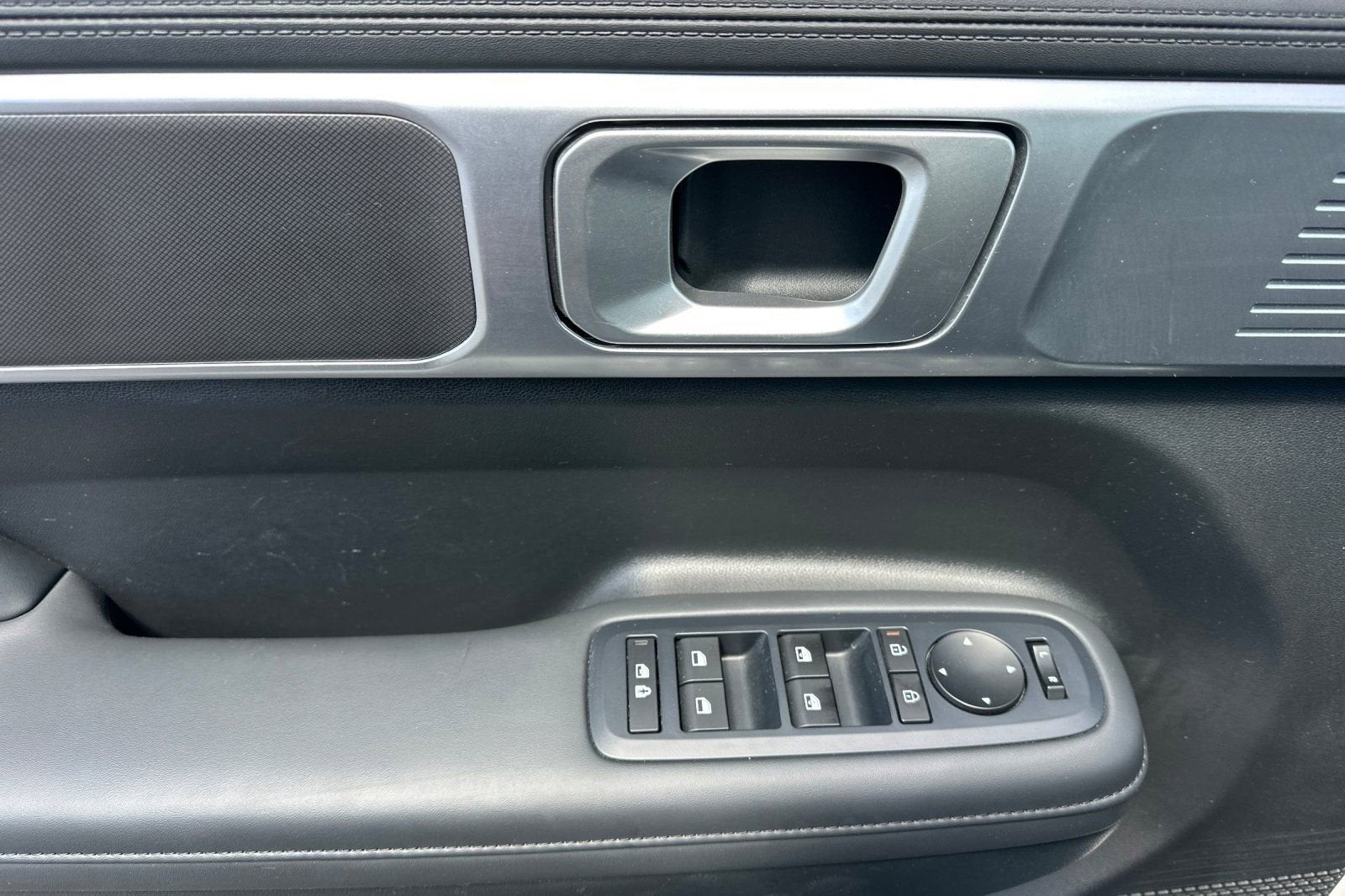 2025 Hyundai Santa Fe Hybrid Preferred