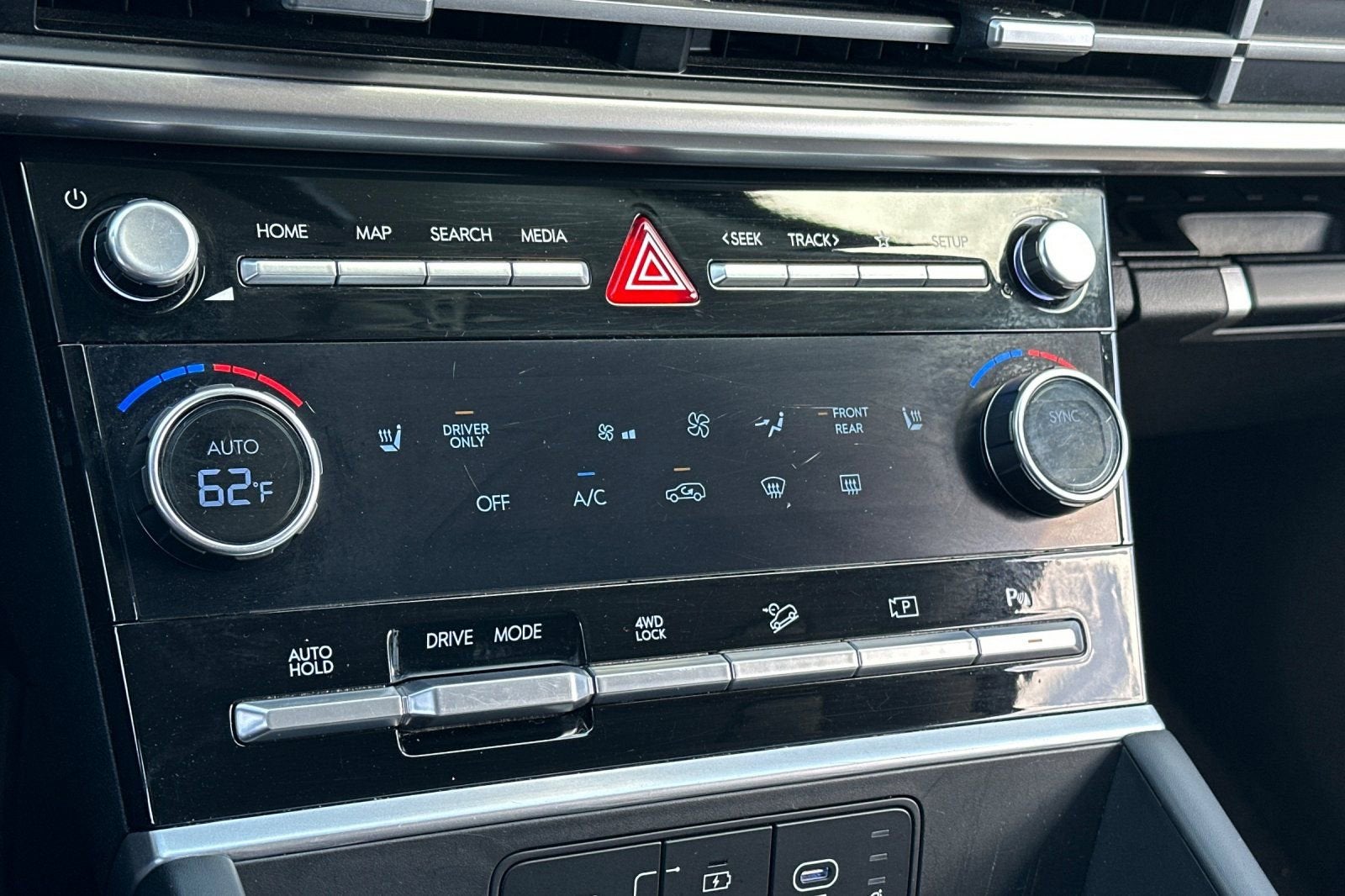 2025 Hyundai Santa Fe Hybrid Preferred