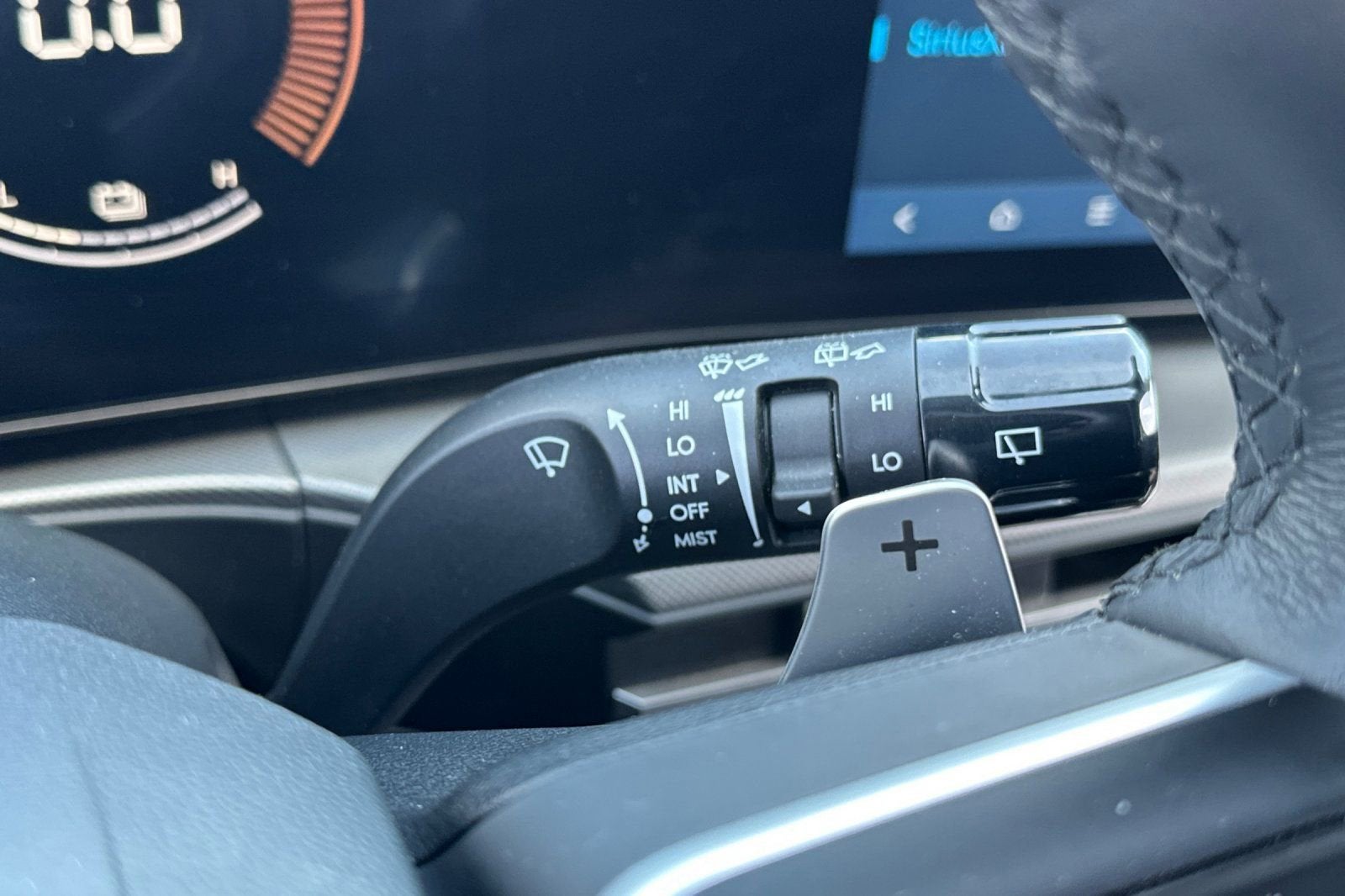 2025 Hyundai Santa Fe Hybrid Preferred