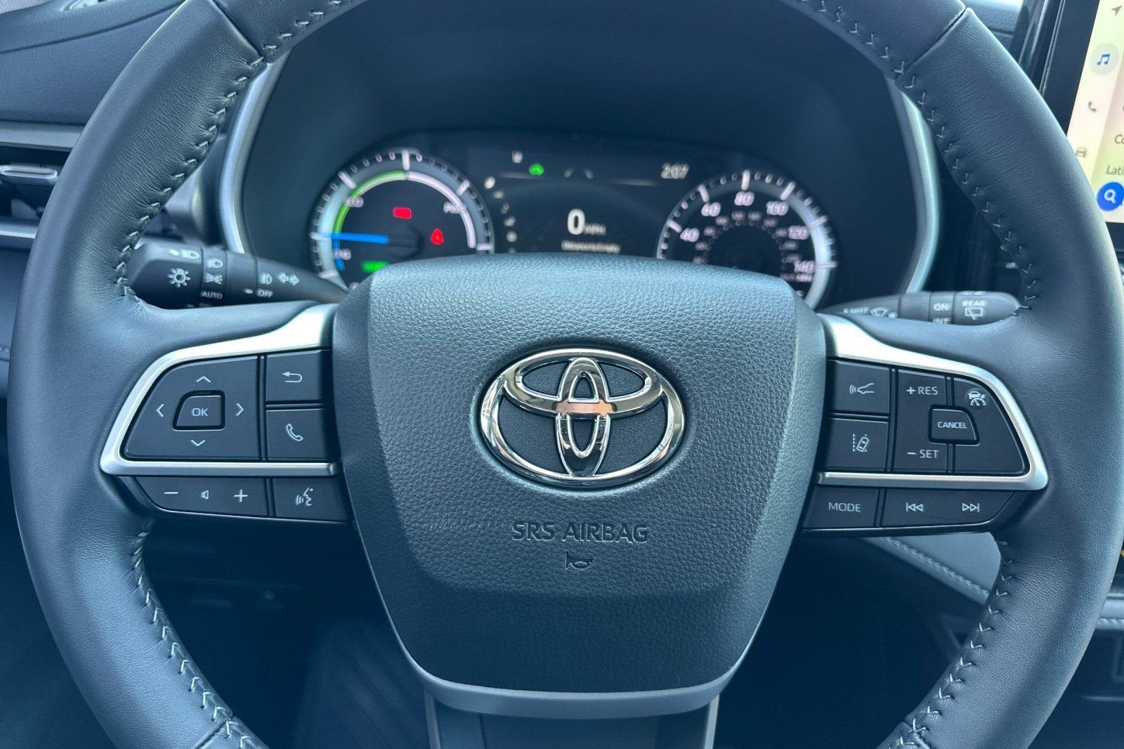 2025 Toyota Highlander Hybrid XLE