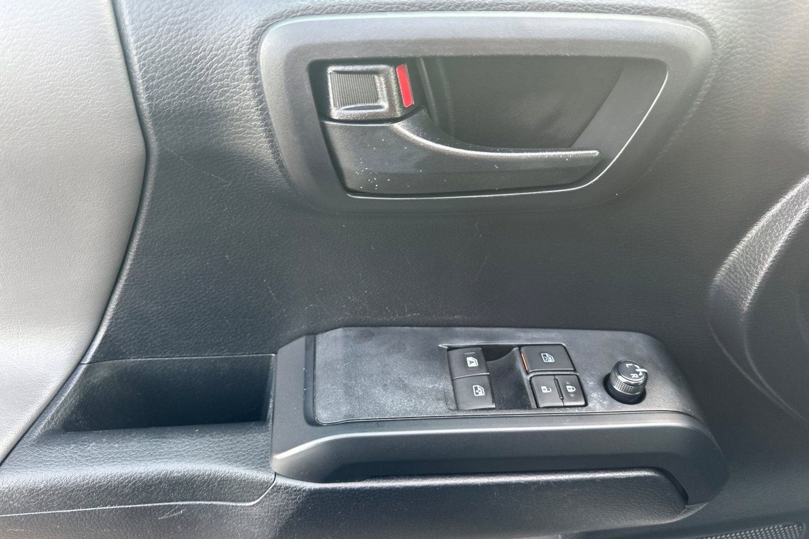 2019 Toyota Tacoma 2WD SR