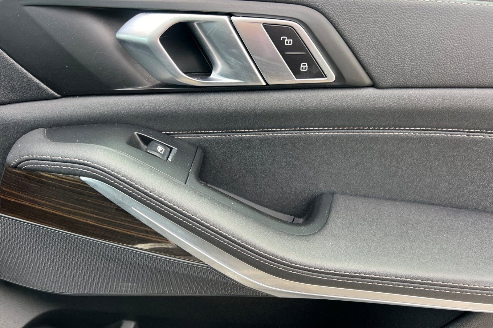 2023 BMW X5 xDrive45e