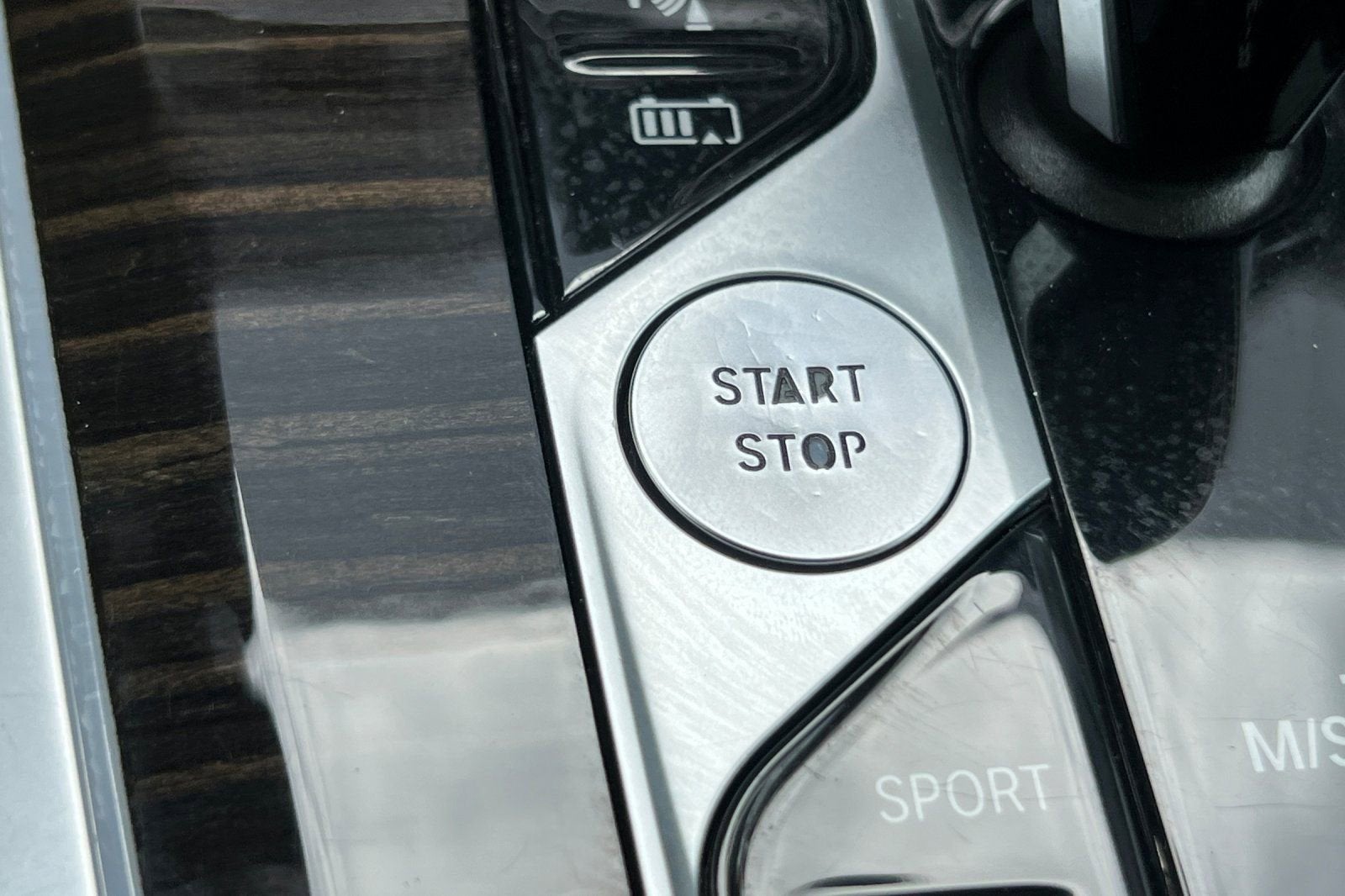 2023 BMW X5 xDrive45e