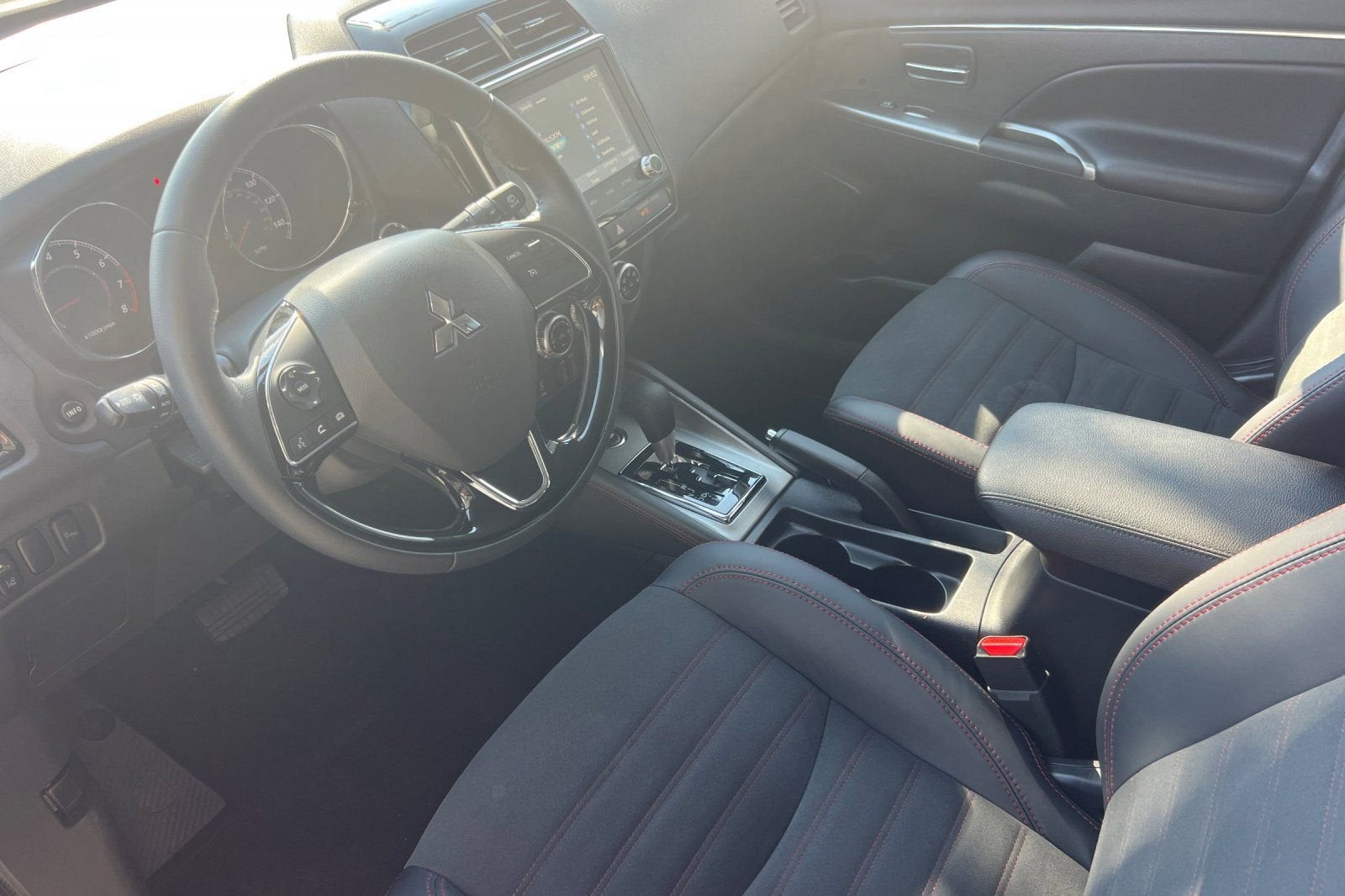 2025 Mitsubishi Outlander Sport S