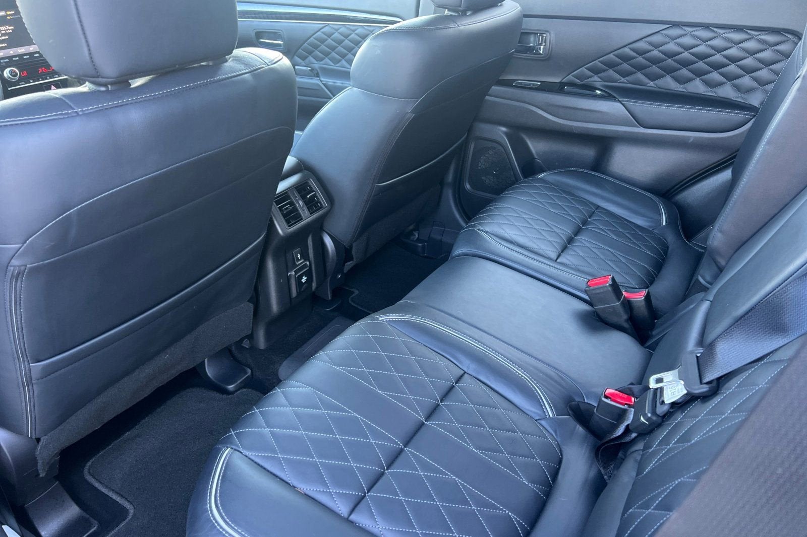 2022 Mitsubishi Outlander PHEV SEL