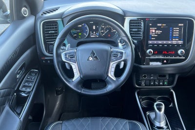 2022 Mitsubishi Outlander PHEV SEL