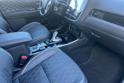 2022 Mitsubishi Outlander PHEV SEL