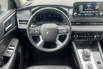 2024 Mitsubishi Outlander Plug-In Hybrid SEL