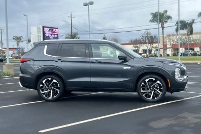 2024 Mitsubishi Outlander Plug-In Hybrid SEL
