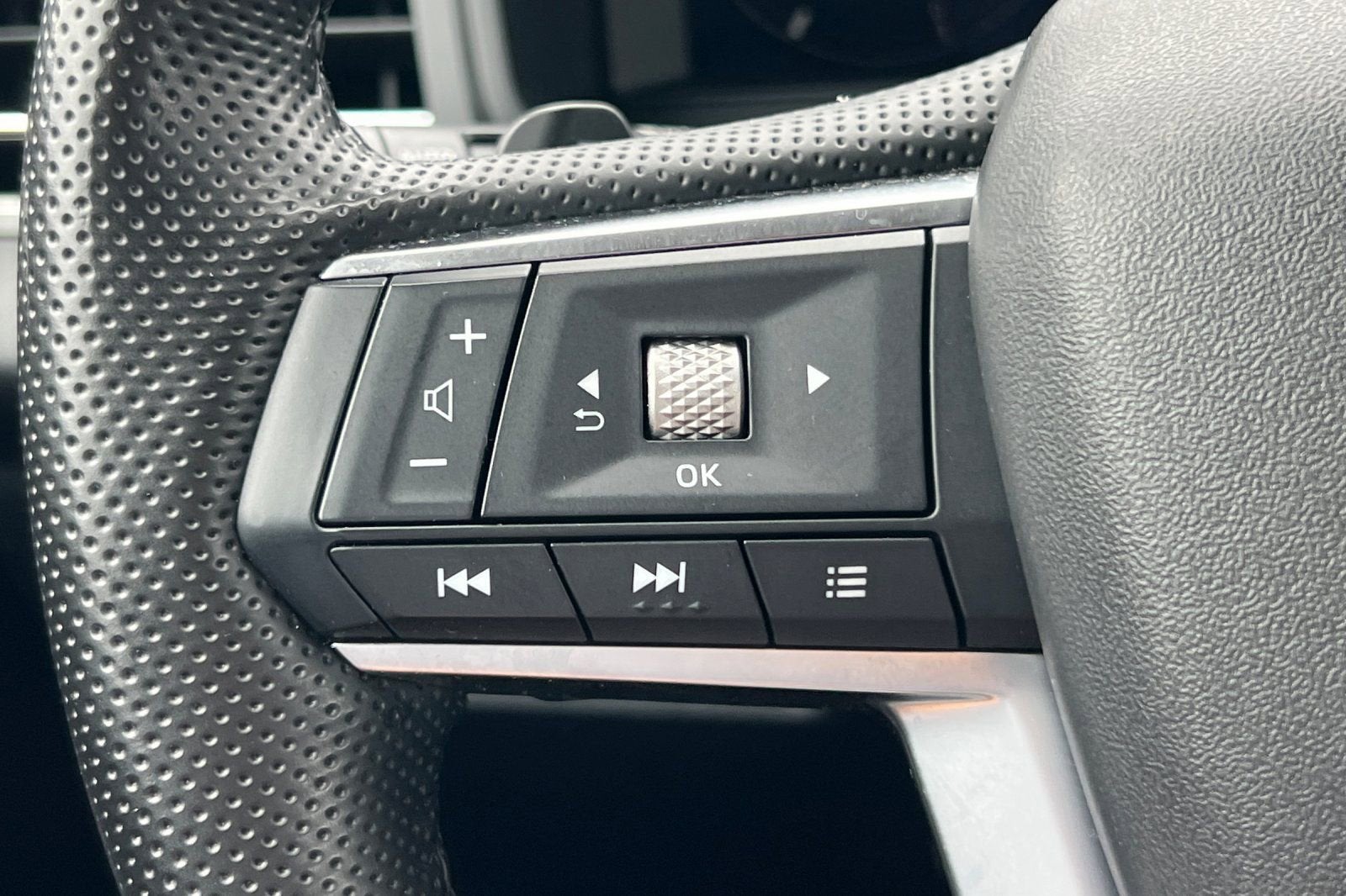 2024 Mitsubishi Outlander Plug-In Hybrid SEL