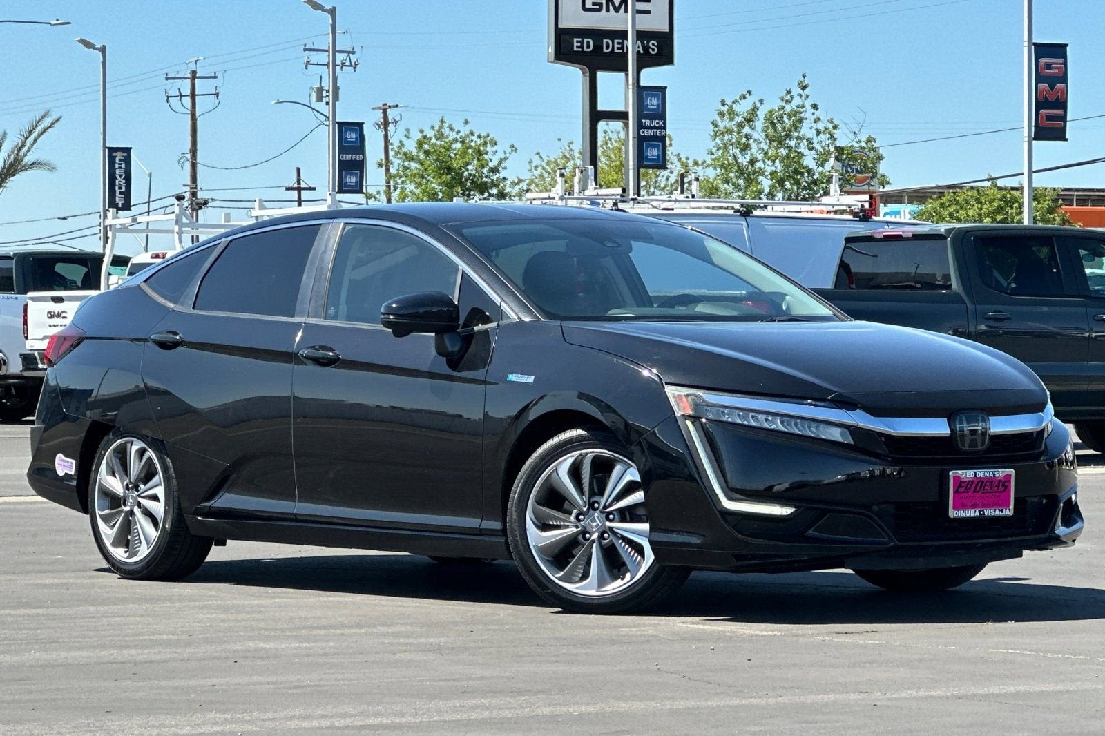 Used 2019 Honda Clarity Base with VIN JHMZC5F11KC002013 for sale in Dinuba, CA
