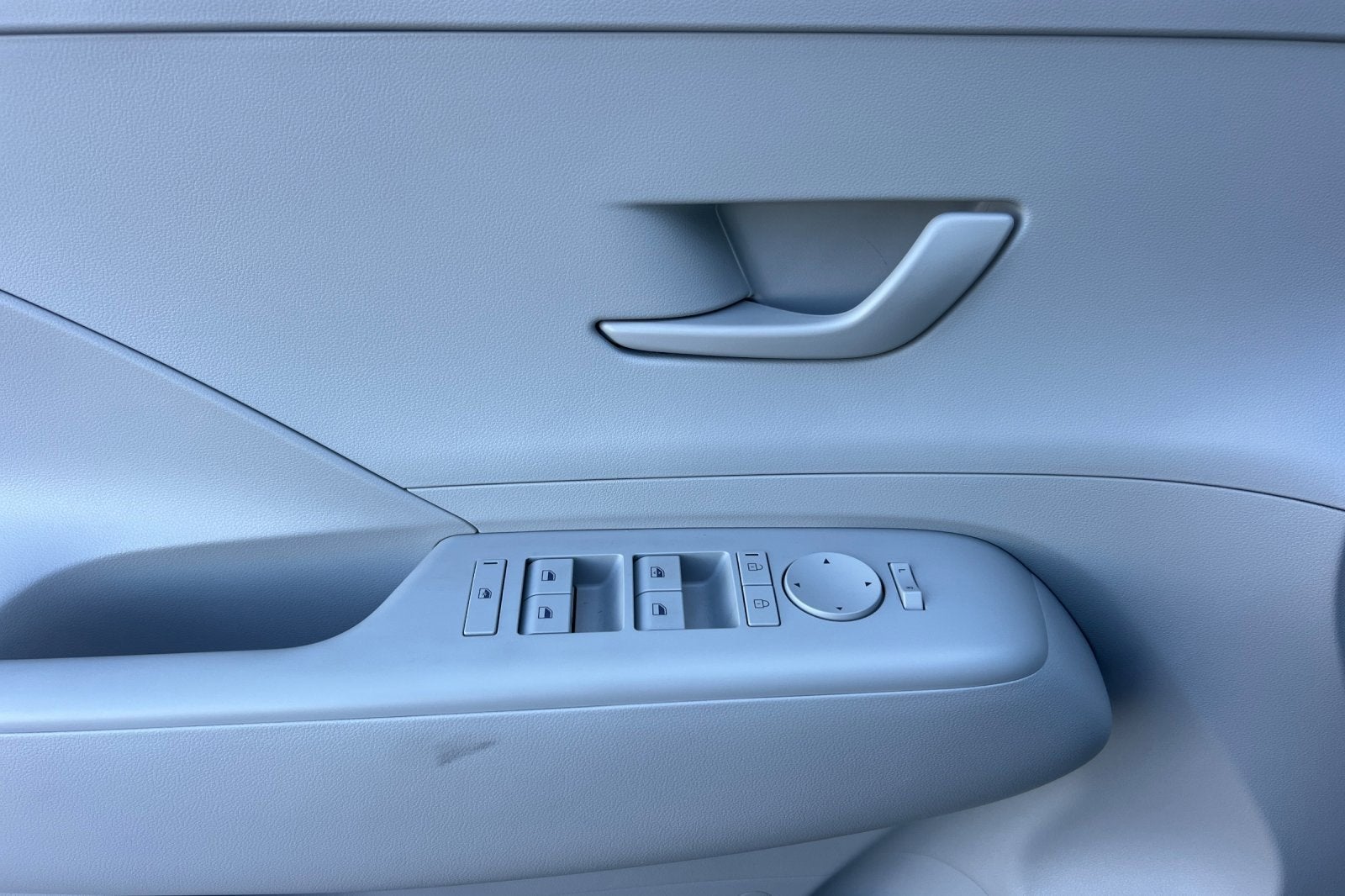 2025 Hyundai Kona SE