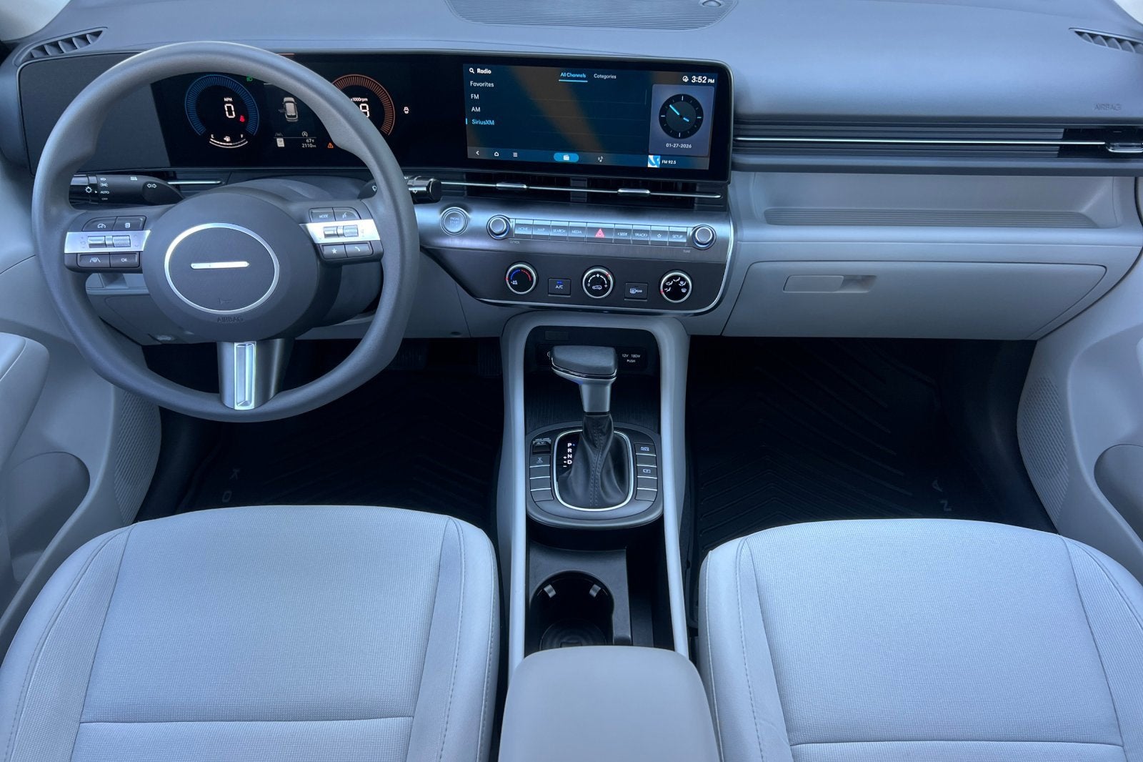 2025 Hyundai Kona SE