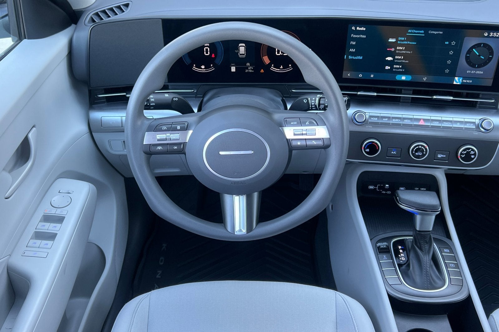 2025 Hyundai Kona SE