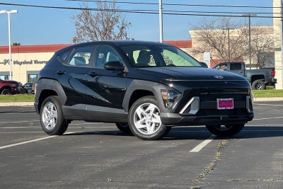 2025 Hyundai Kona SE