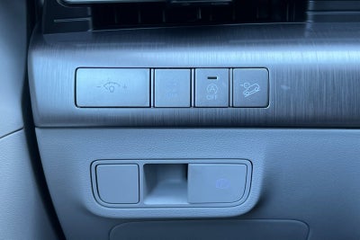 2025 Hyundai Kona SE