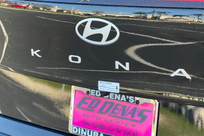 2025 Hyundai Kona SE