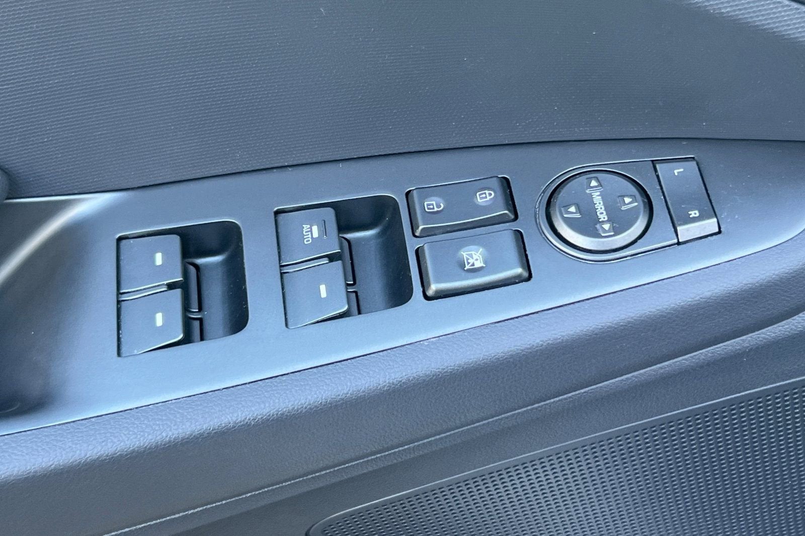 2022 Hyundai Ioniq Plug-In Hybrid SE