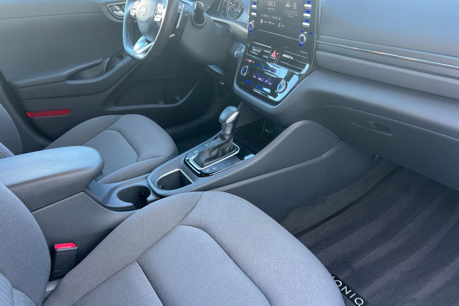 2022 Hyundai Ioniq Plug-In Hybrid SE