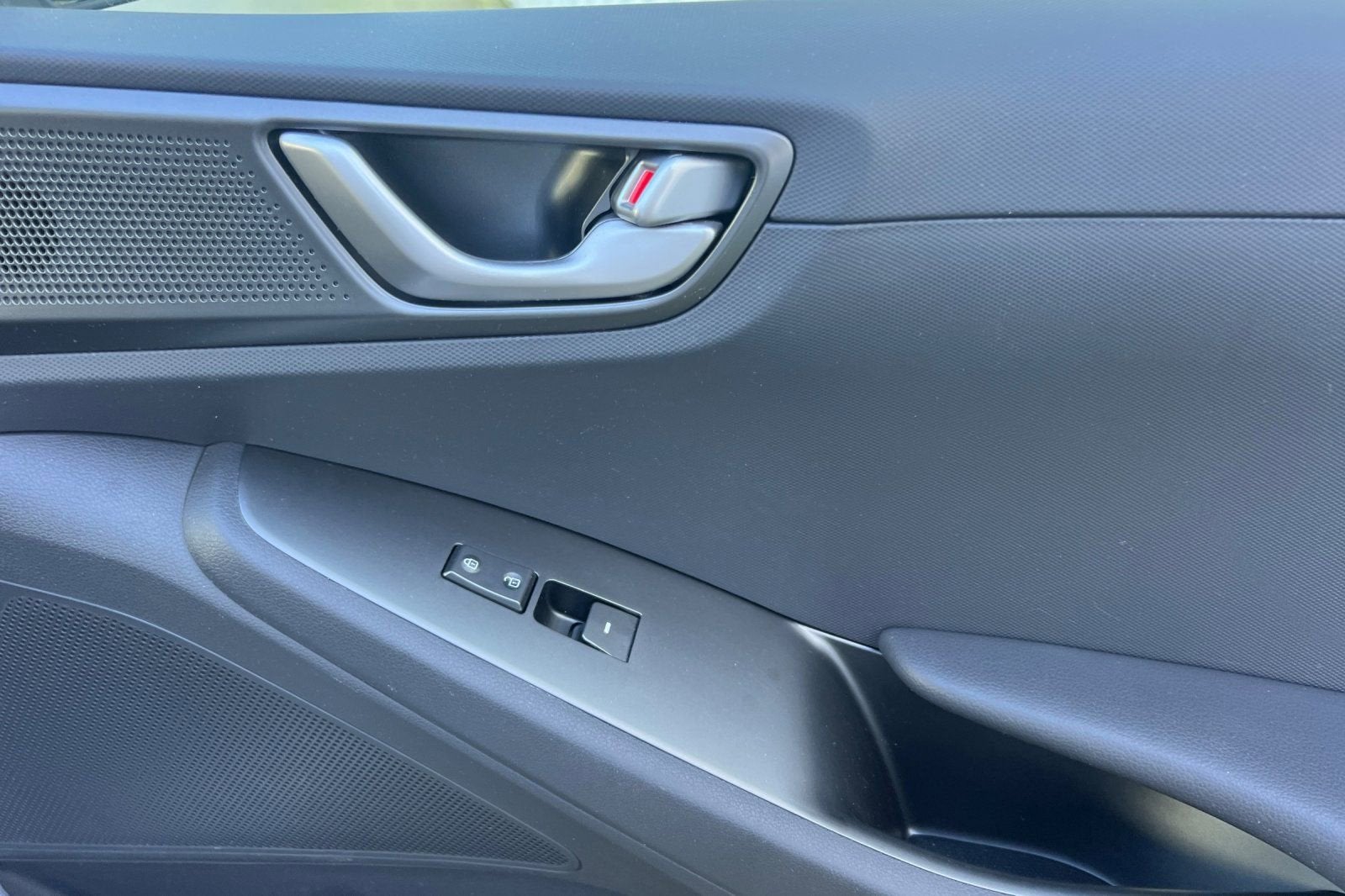 2022 Hyundai Ioniq Plug-In Hybrid SE