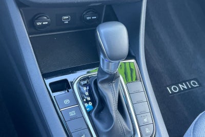 2022 Hyundai Ioniq Plug-In Hybrid SE