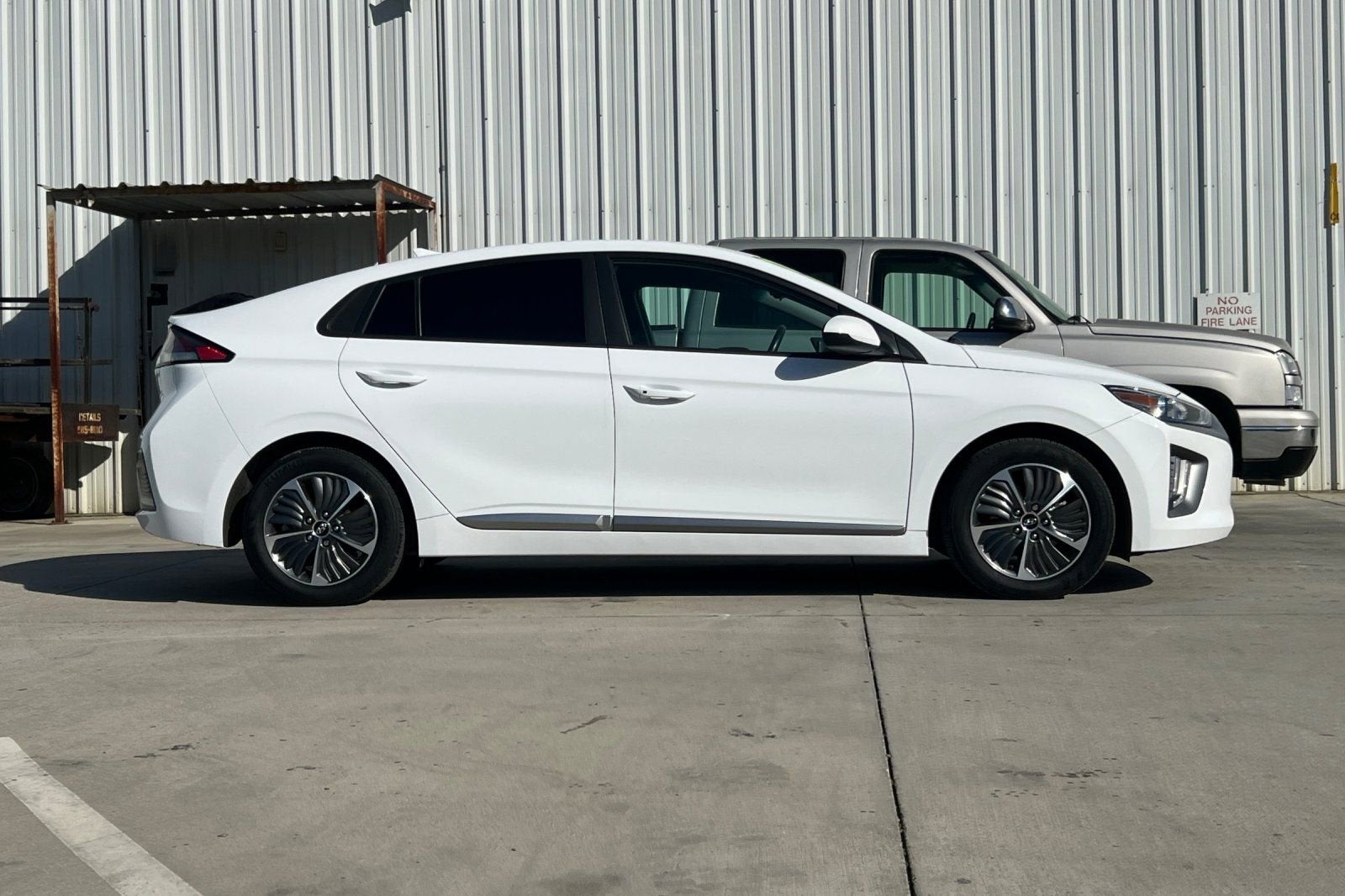 2022 Hyundai Ioniq Plug-In Hybrid SE