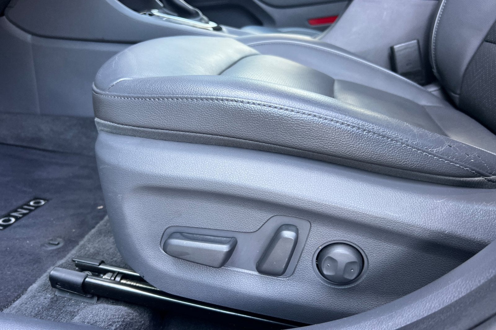 2022 Hyundai Ioniq Plug-In Hybrid Limited