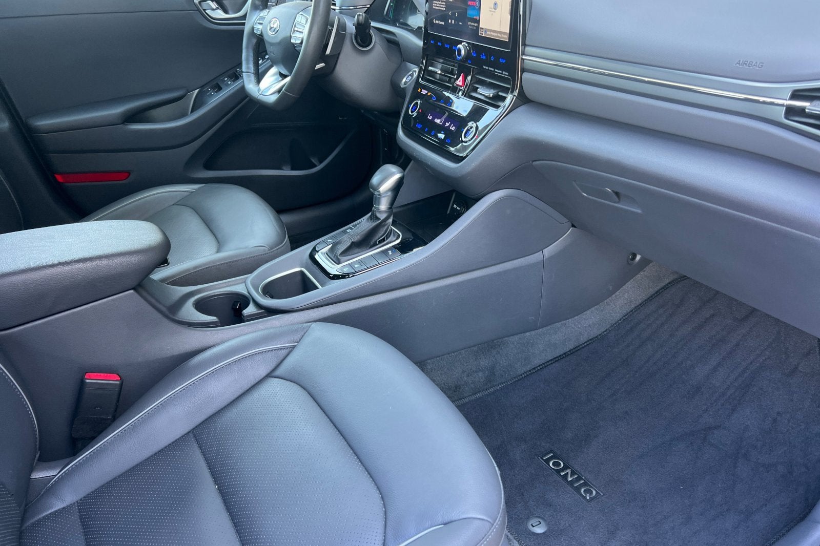 2022 Hyundai Ioniq Plug-In Hybrid Limited