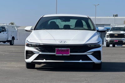 2024 Hyundai Elantra SE